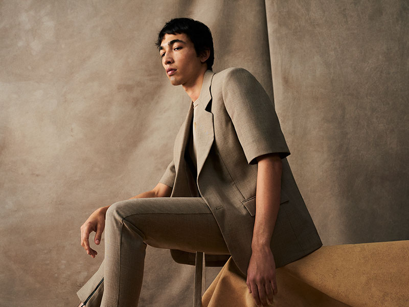 كبسولة عصرية لا تفوت من Mr. Porter  x"Fear Of God"